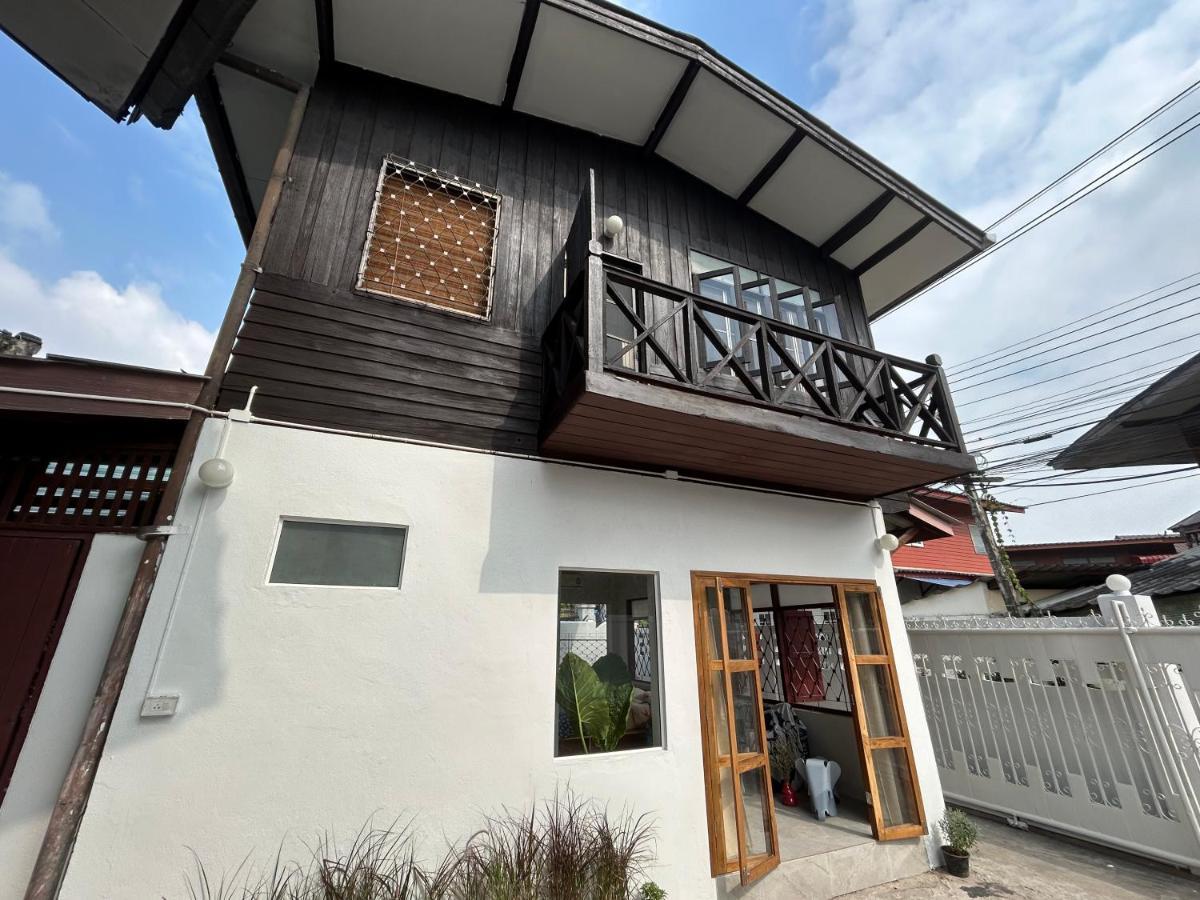 Cozy Villa In Chiangmai Old Town Chiang Mai Eksteriør billede